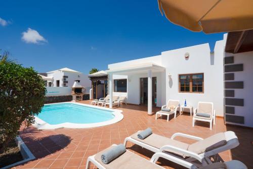 Villa del Rey by Optima Villas
