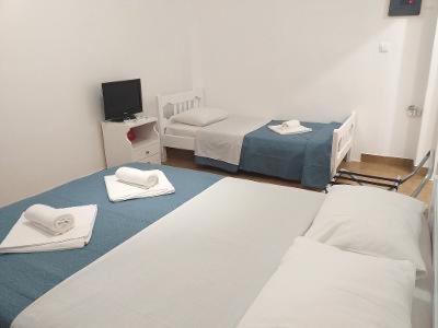 Saint Anargyroi apartment