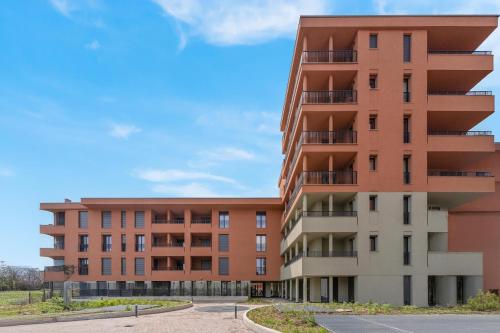 an image of an apartment building at Cefalonia Garden with Terrace & Garage by NDP rent in Milan
