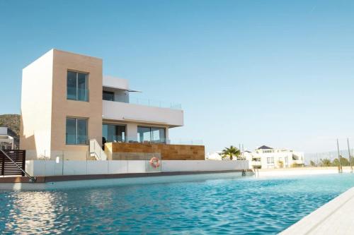 Lovely villa with uninterrupted sea view