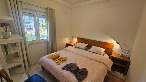 En eller flere senge i et værelse på Casinha; Piscina/ Praia/ Lisboa