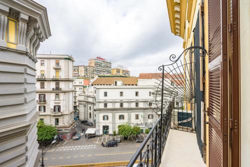 Chic Lifestyle Apartment