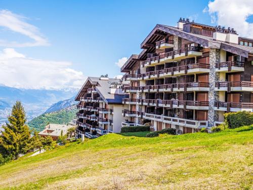 Apartment Hauts De Nendaz B K5 by Interhome