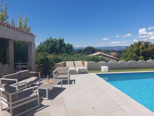 Apartment Appartement Bleu Azur by Interhome