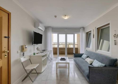 Ocean View! 2-Bedroom Cosy Condo