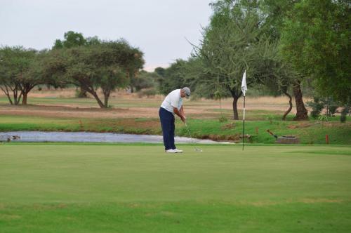 Golf v rezortu nebo okolí