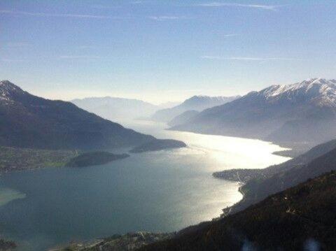 a view of a lake in the middle of a mountain at Türkisfarbenes Haus Mit Fantastischer Aussicht in Vercana