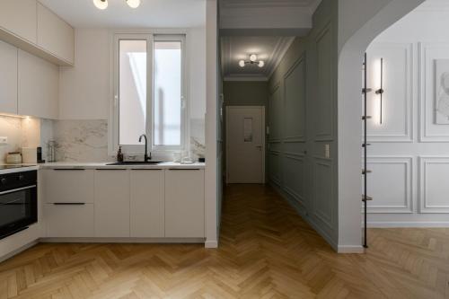 Plaka Elegance Retreat