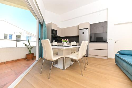 Φωτογραφία από το άλμπουμ του Apartmani Kristina σε Seget Vranjica