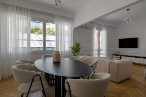 Plaka Elegance Retreat