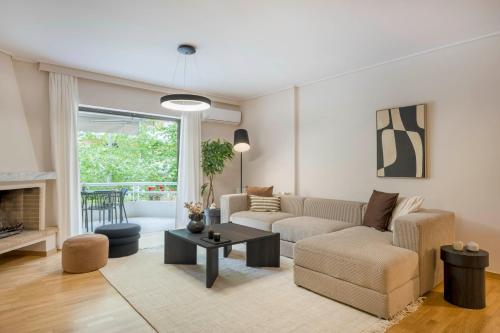 Light-Filled 3BR Flat in Marousi by UPSTREET