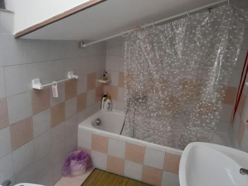 Koupelna v ubytování Casa di Via Roma