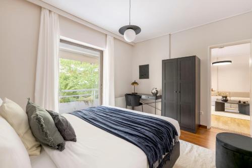 Light-Filled 3BR Flat in Marousi by UPSTREET