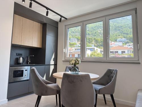 Central Baška Voda Apartments