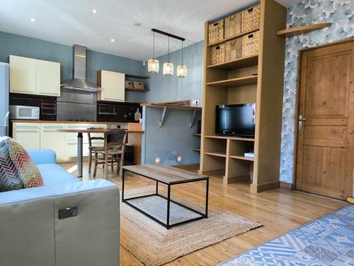 Maison de ville climatisée, 5minutes centre historique