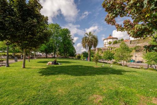 Quinta do Vintém near WOW by HostWise