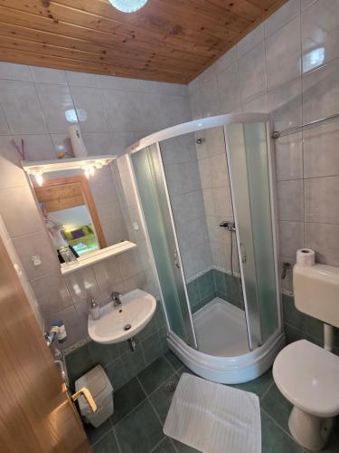 Koupelna v ubytování Apartman & Sobe Orhideja
