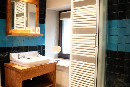 Koupelna v ubytování Gîte "C'est mon Daim" - 4 personnes - jacuzzi et sauna