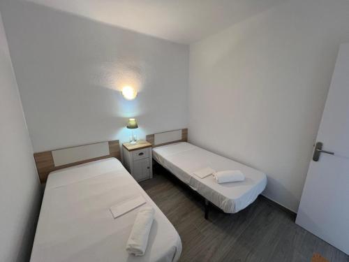 Bonito Apartamento en el centro de Rosas AV-78