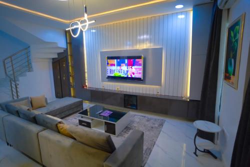 TV a/nebo společenská místnost v ubytování Le ChriShol