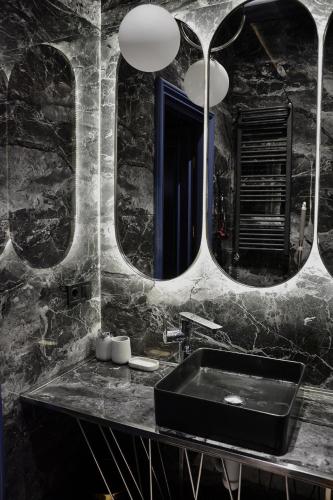 Fotografie z fotogalerie ubytování Kobilyanska Street Luxury Suites v destinaci Černovice