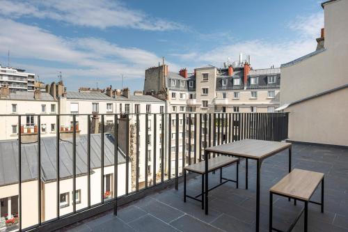 Paris Studio with view of Montmartre