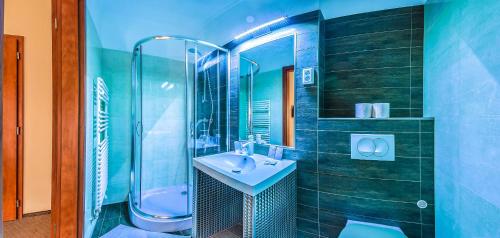 Bilik mandi di Budapest Citi Guesthouse - self check in
