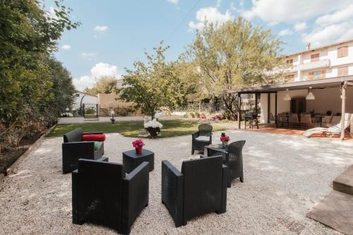 Κήπος έξω από το DONNA LAURA - Holiday Home