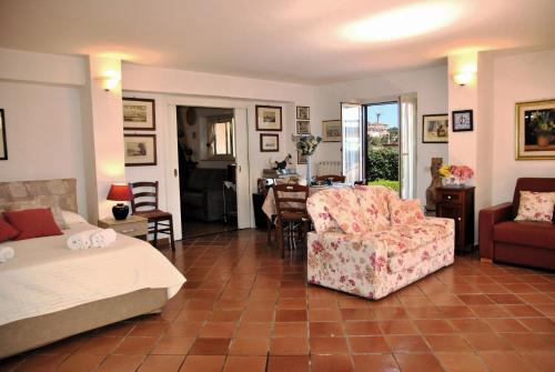 Χώρος καθιστικού στο CASA MARTA - Appartamento con giardino
