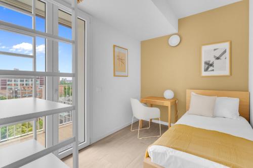 Airy Apartments with Balcony & Garage by NDP rent photo 108