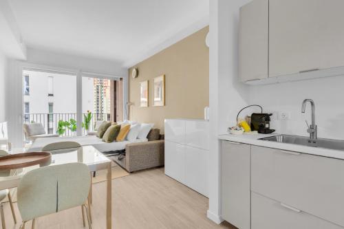 Airy Apartments with Balcony & Garage by NDP rent photo 96