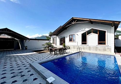 Caucasus Paradise Villa