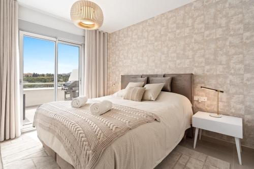 Amazing 3 bedroom Penthouse Great views RDR482