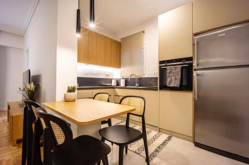 Attica Skyline Living!