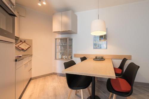 Ferienwohnung Ostseesonne - 5-Sterne-Urlaub mit Balkon direkt an der Ostsee photo 12