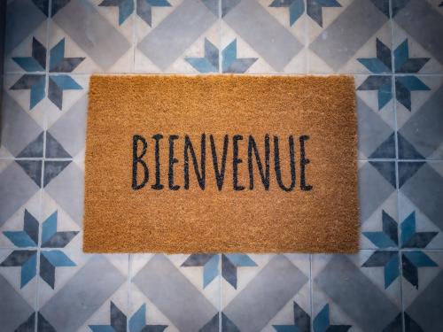 #202-Heart of Vieil Antibes - Place Nationale-High-End Newly Renovated & Furnished Appartment photo 6