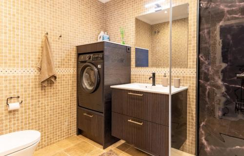 Et badeværelse på Luxurious & Elegant 3-bed apartment - Mijas Pueblo