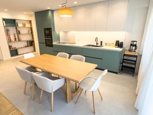 Syntagma Spacious Residence