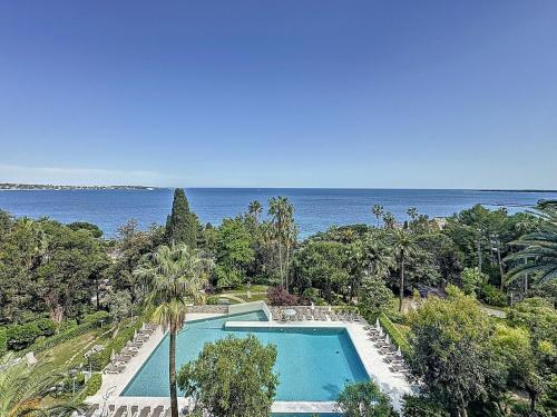 98 m2 - Beautiful Panoramic Sea View of Cannes