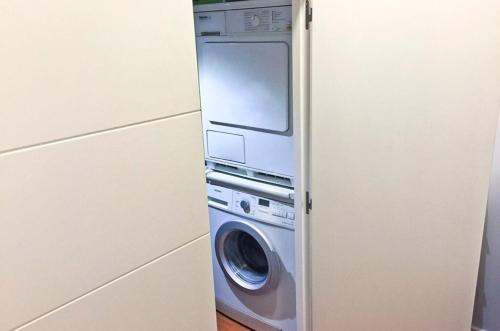 Two Artists in Chueca - Luxury BR with En-suite Bath