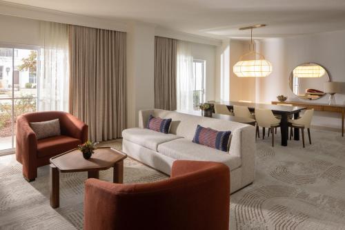 Χώρος καθιστικού στο Signia by Hilton La Cantera Resort & Spa
