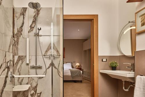 Ένα μπάνιο στο TreasureRome Trevi Private Palazzo