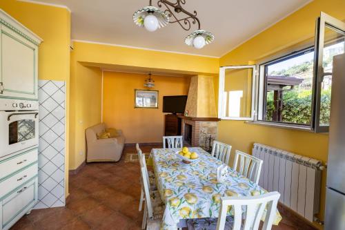 Gallery image of Villa Manganaro in Nizza di Sicilia