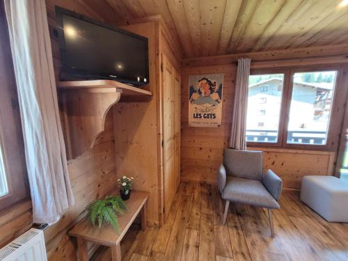 Appartement lumineux au centre, proche des pistes, balcon, idéal pour 5 personnes