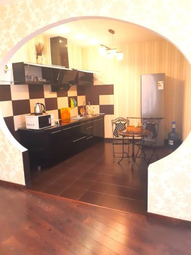 Η κουζίνα ή μικρή κουζίνα στο All Apartments City