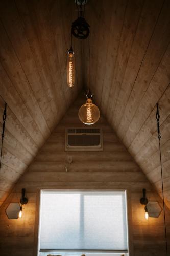 Gambar di galeri bagi Tiny Town Campground di Emigrant
