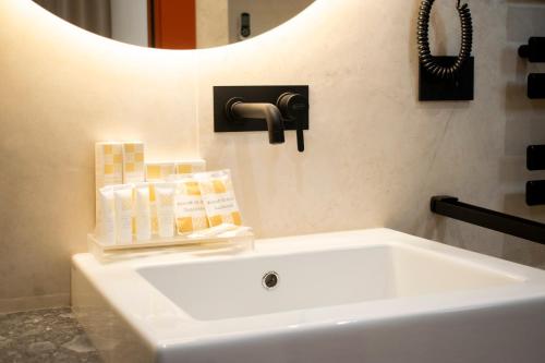 Bilik mandi di Kalinifta Rooms Luxury Style