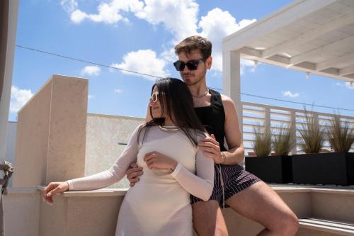 Tetamu yang menginap di Kalinifta Rooms Luxury Style