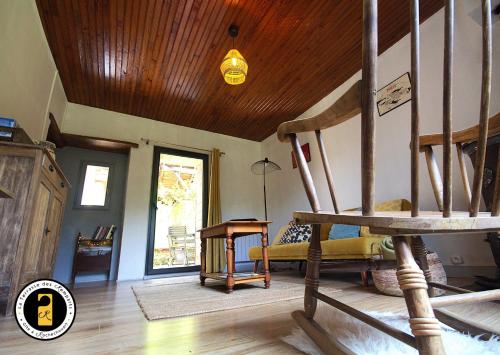 Photo de la galerie de l'établissement Maison, La Terrasse des Remparts, à Rochechouart