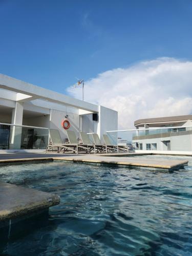 Bazén v ubytování Cartagena Exclusive Apartment with Jacuzzi nebo v jeho okolí